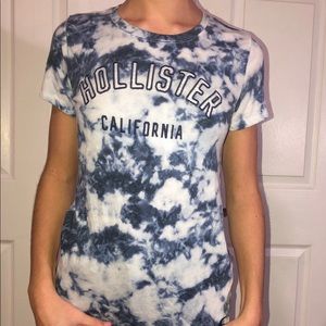 Hollister acid wash graphic t-shirt!